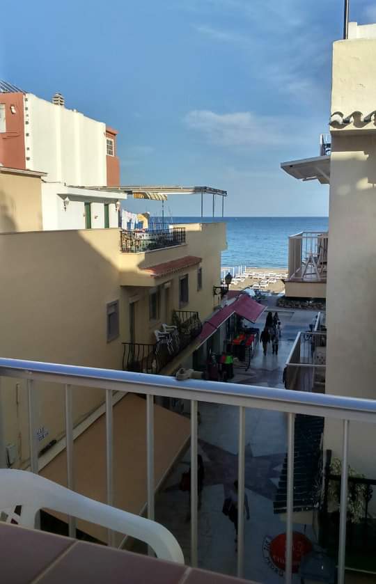 Pieni huoneisto vuokrattavissa La Carihuela - Los Nidos (Torremolinos)