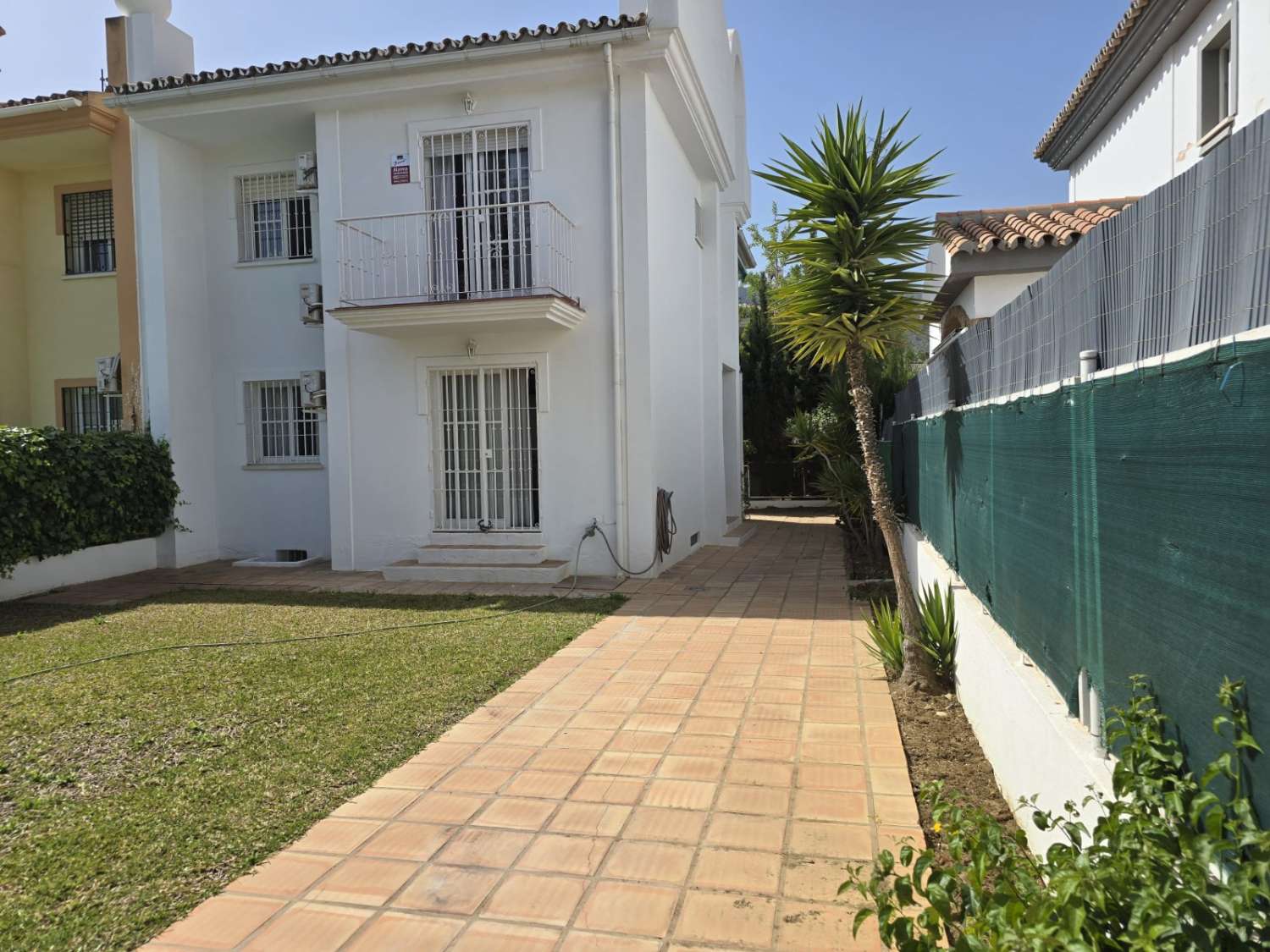 Pareado con jardin privadoen Alhaurin de la Torre