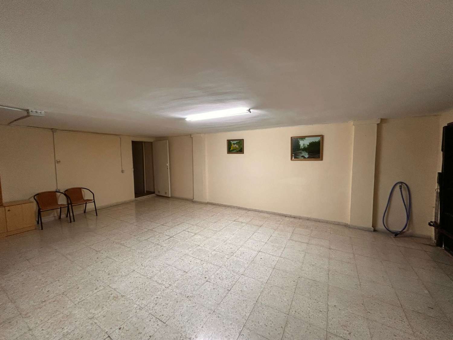 CHALET ADOSADO FAMILIAR EN ALHAURÍN DE LA TORRE CON GARAJE, SÓTANO Y PISCINA COMUNITARIA