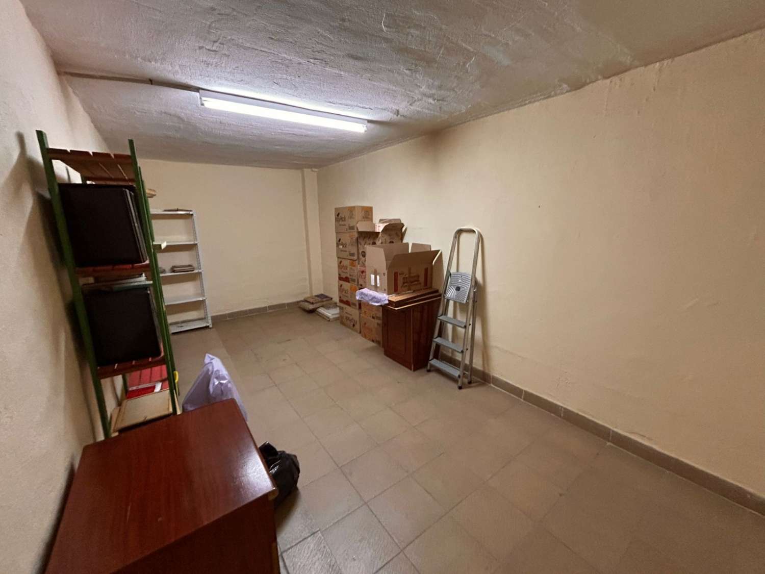 CHALET ADOSADO FAMILIAR EN ALHAURÍN DE LA TORRE CON GARAJE, SÓTANO Y PISCINA COMUNITARIA