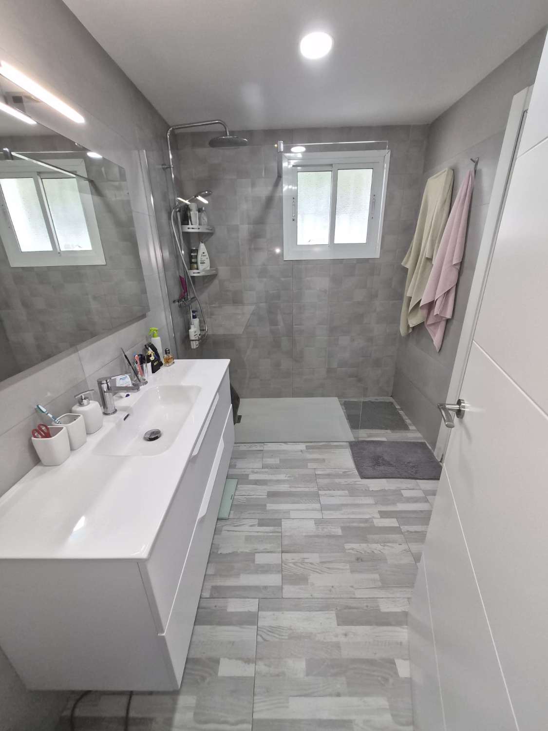 Exclusiva Casa Independiente con Piscina y Vistas Panorámicas en Cártama