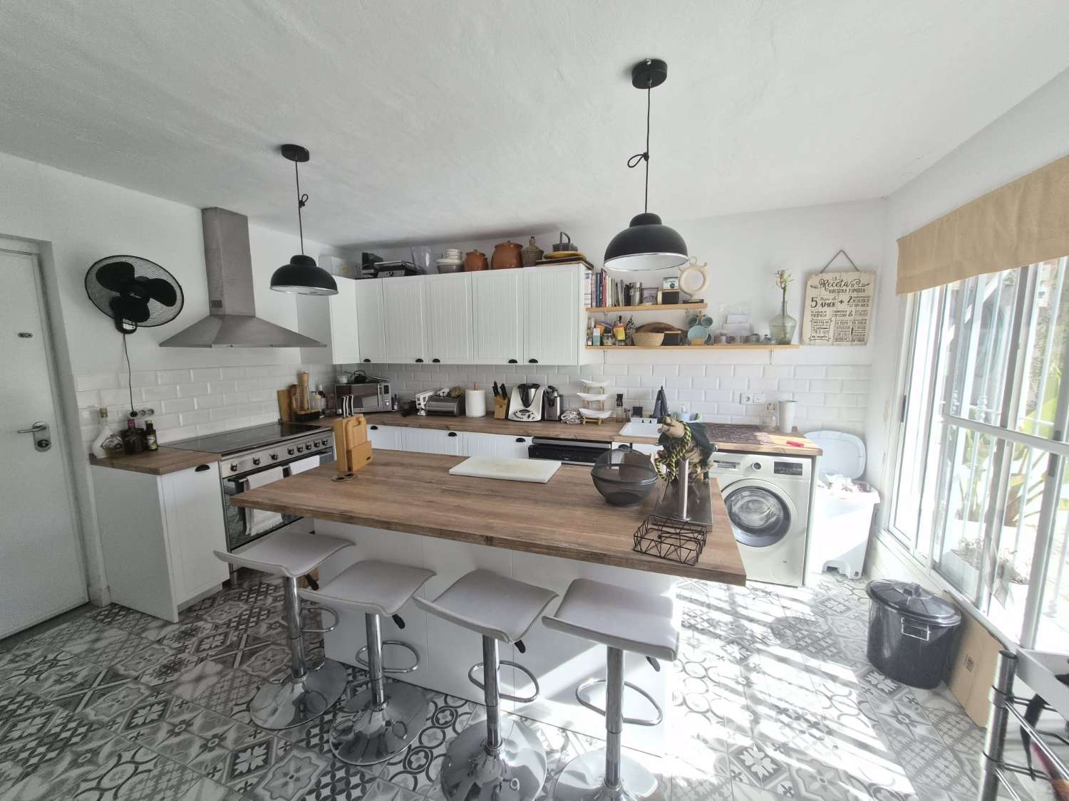 Exclusiva Casa Independiente con Piscina y Vistas Panorámicas en Cártama