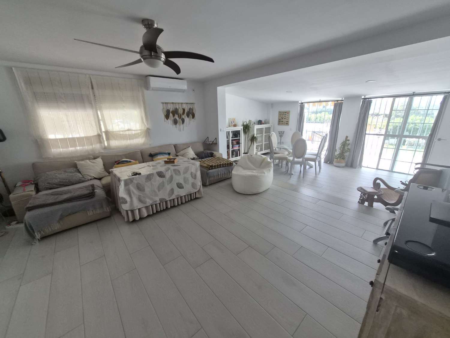 Exclusiva Casa Independiente con Piscina y Vistas Panorámicas en Cártama