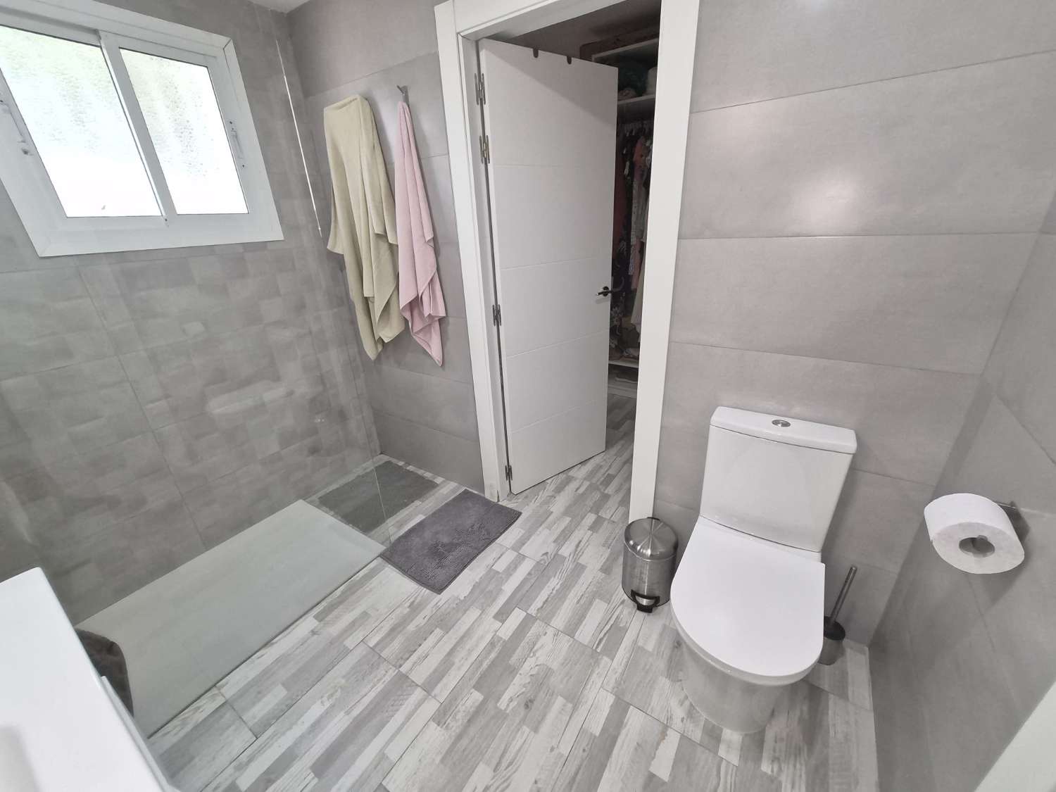 Exclusiva Casa Independiente con Piscina y Vistas Panorámicas en Cártama