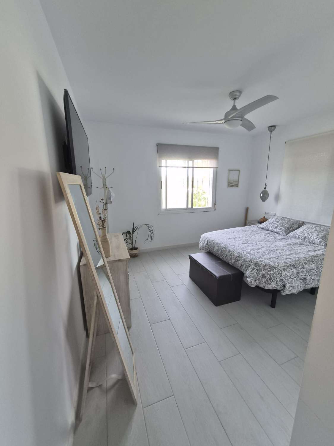 Exclusiva Casa Independiente con Piscina y Vistas Panorámicas en Cártama