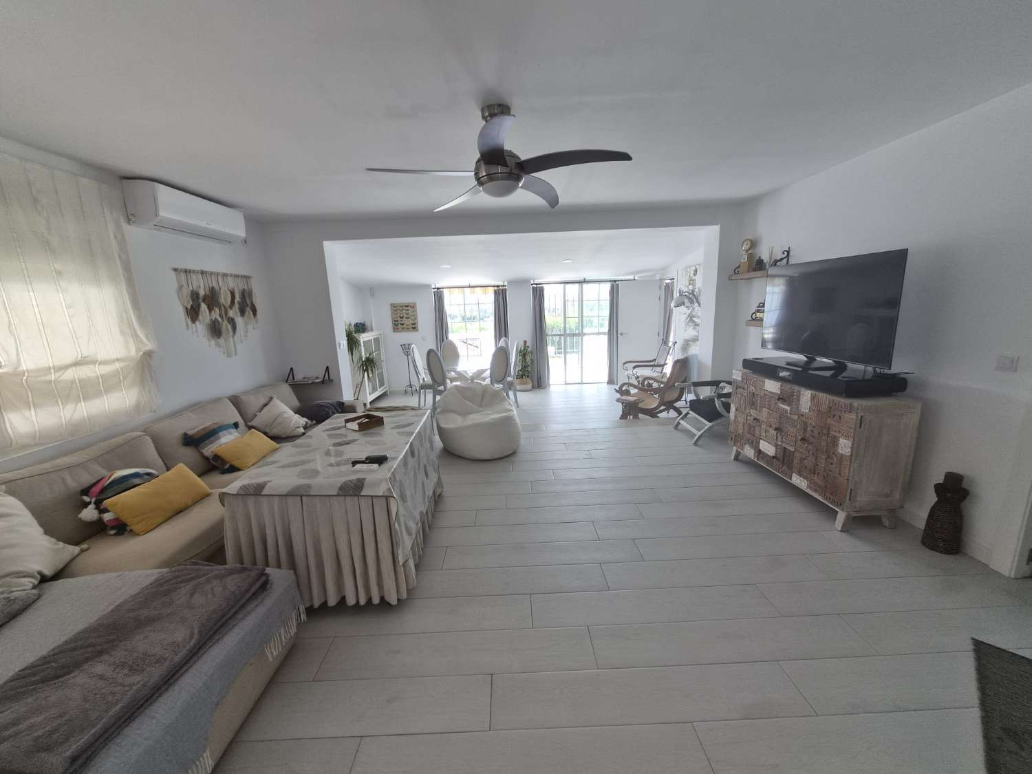 Exclusiva Casa Independiente con Piscina y Vistas Panorámicas en Cártama