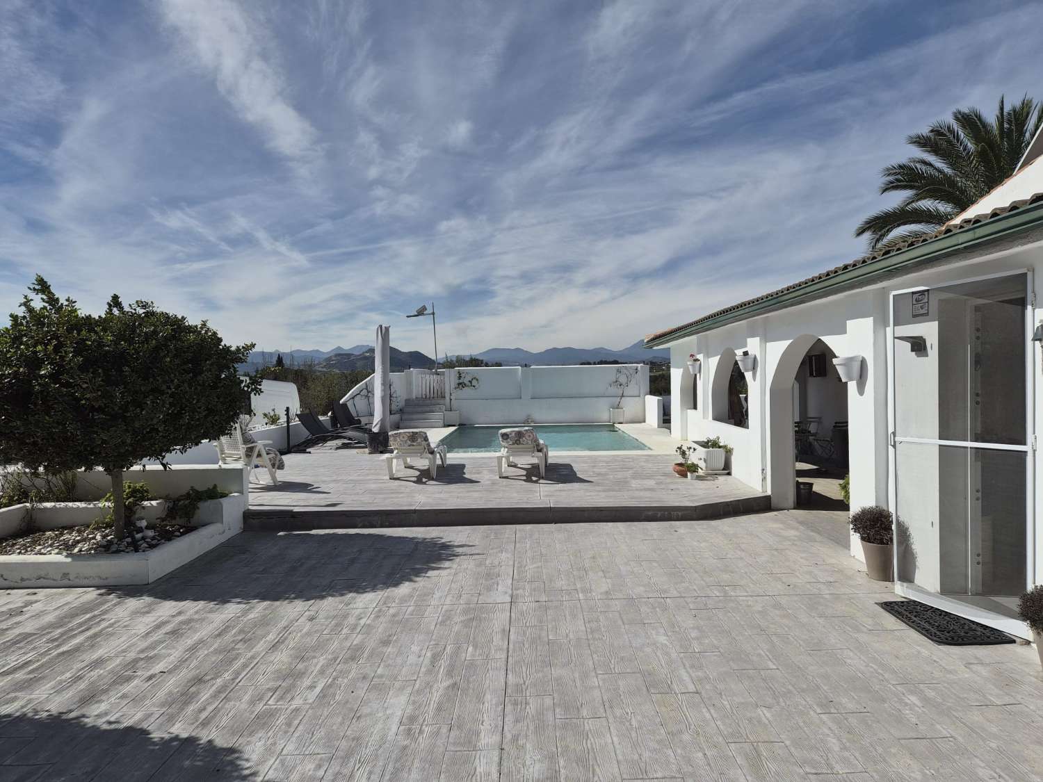 Exclusiva Casa Independiente con Piscina y Vistas Panorámicas en Cártama