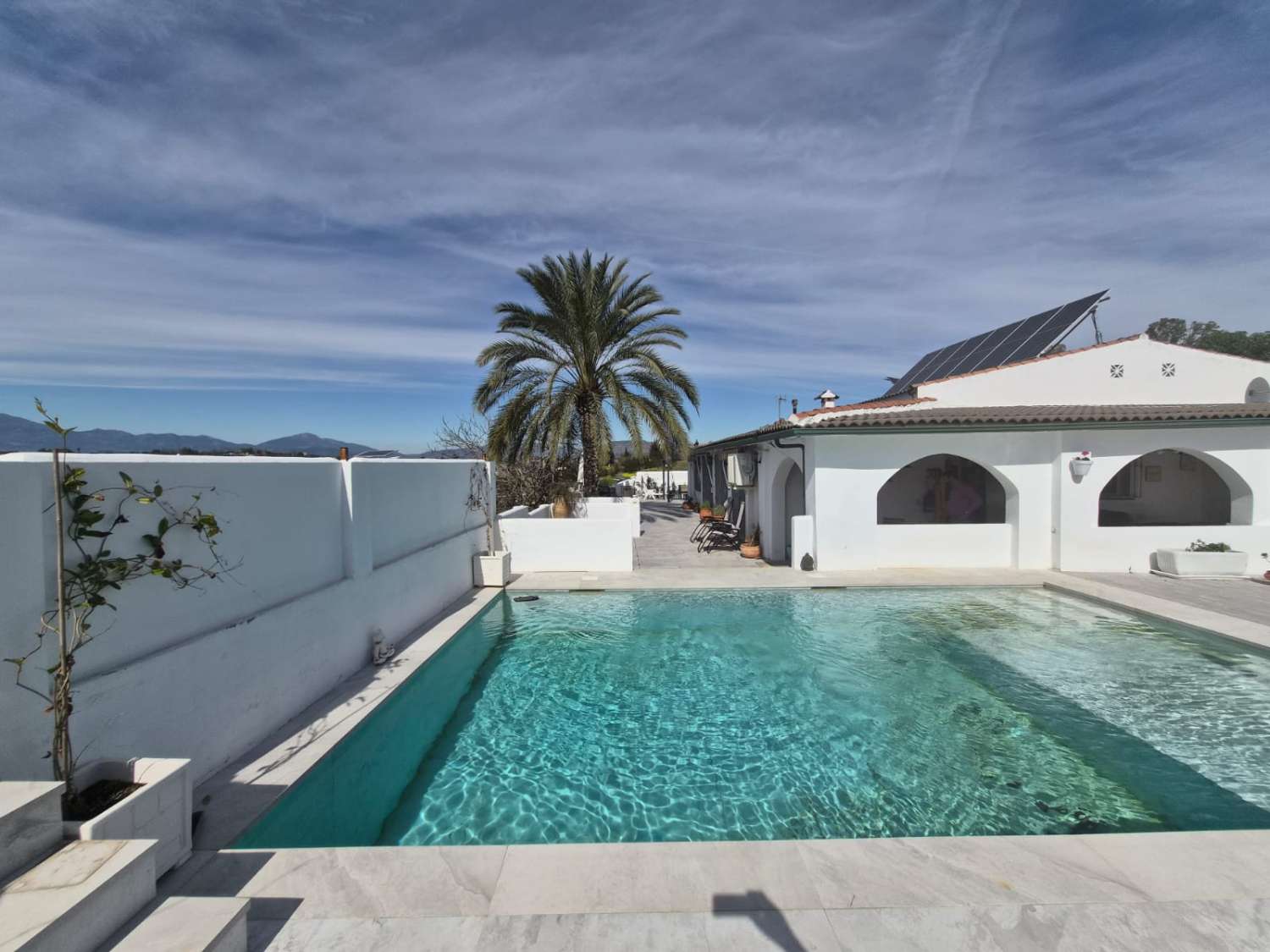 Exclusiva Casa Independiente con Piscina y Vistas Panorámicas en Cártama