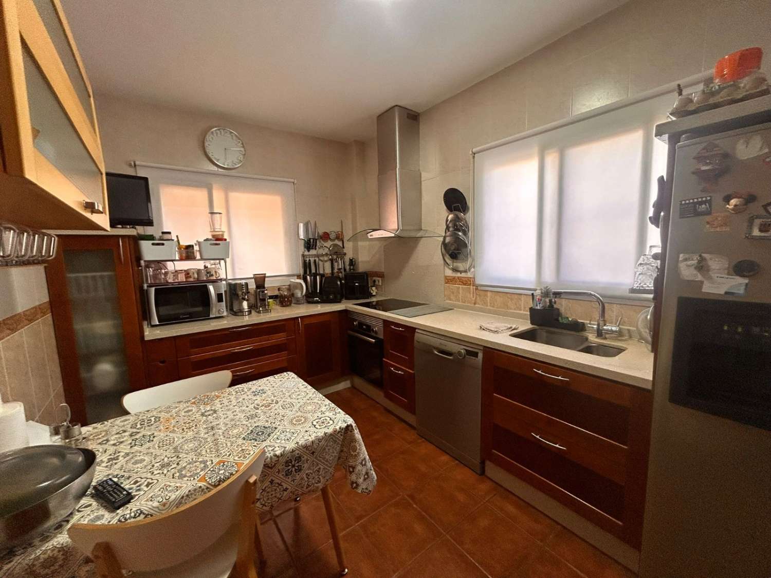 Exclusivo chalet independiente con piscina, zona de barbacoa y eficiencia energética