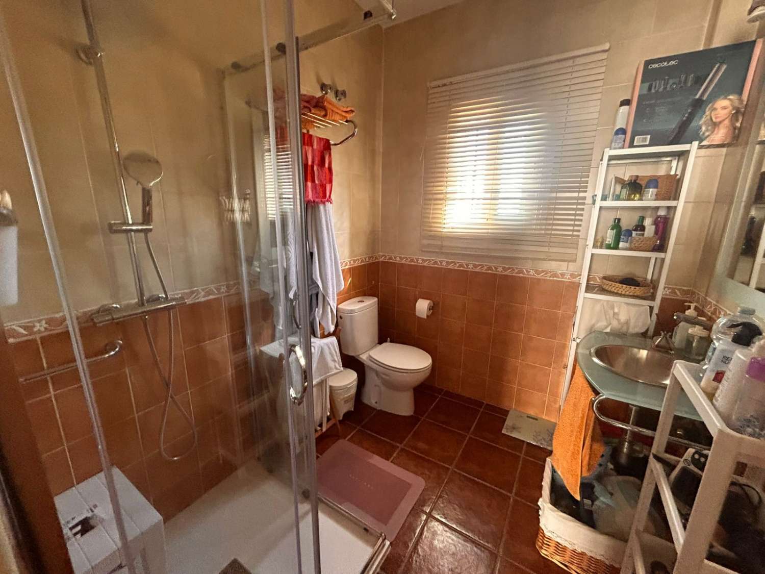 Exclusivo chalet independiente con piscina, zona de barbacoa y eficiencia energética