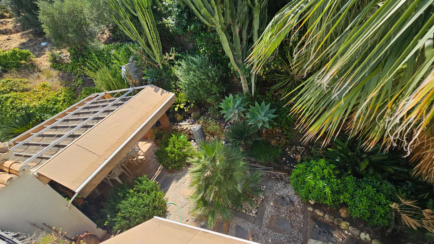 Magnífico chalet pareado con piscina y jardín privado en Alhaurín de la Torre
