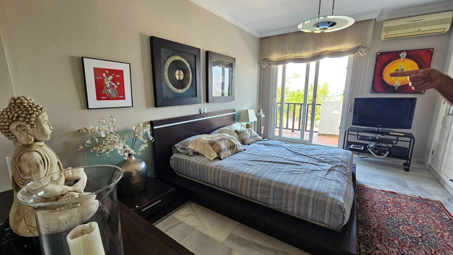 Magnífico chalet pareado con piscina y jardín privado en Alhaurín de la Torre