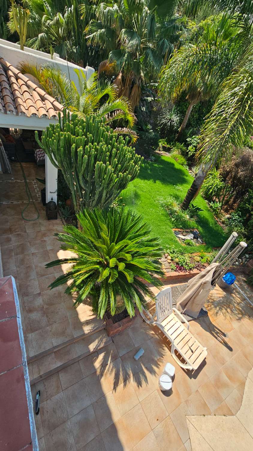 Magnífico chalet pareado con piscina y jardín privado en Alhaurín de la Torre