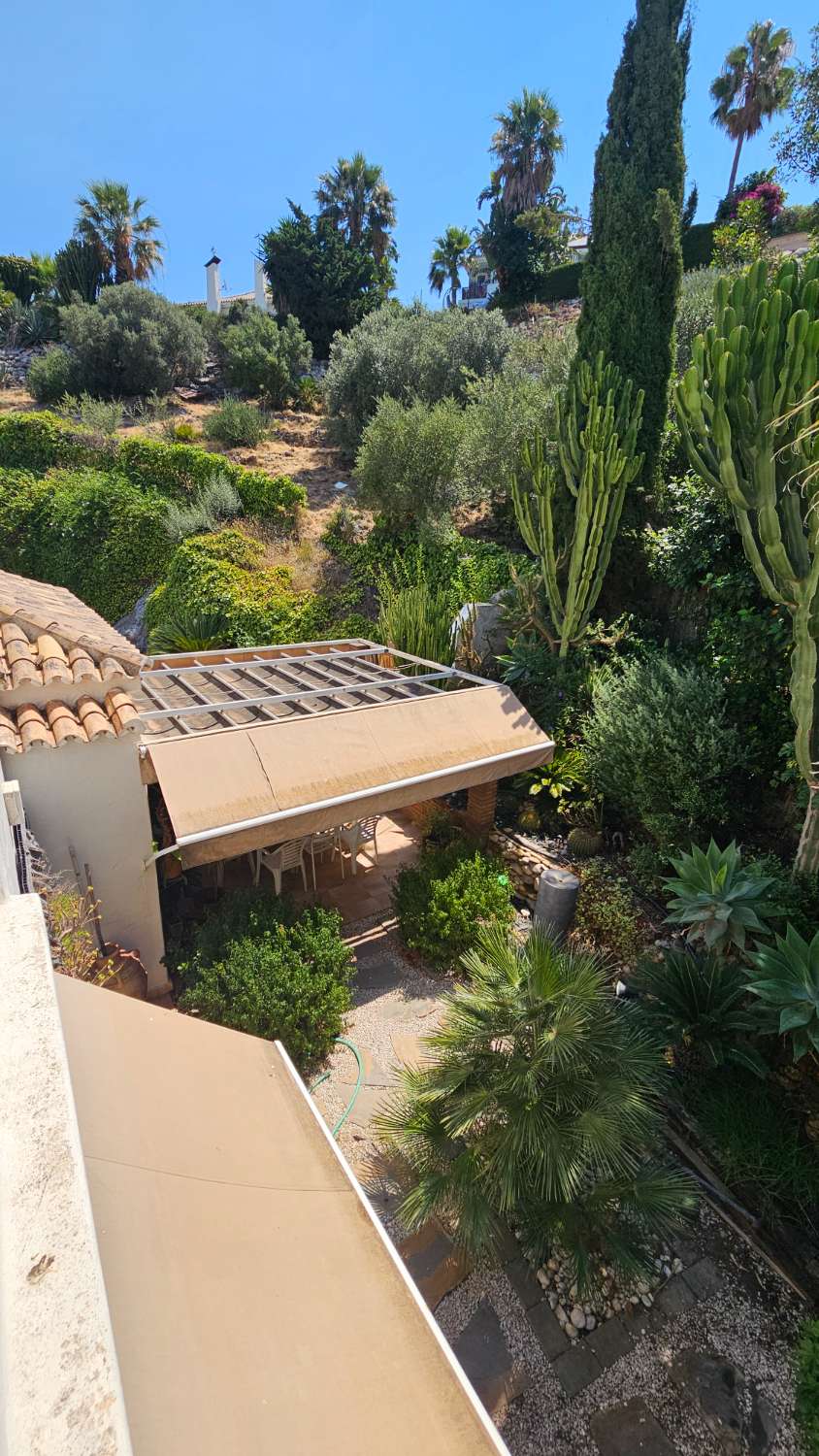 Magnífico chalet pareado con piscina y jardín privado en Alhaurín de la Torre