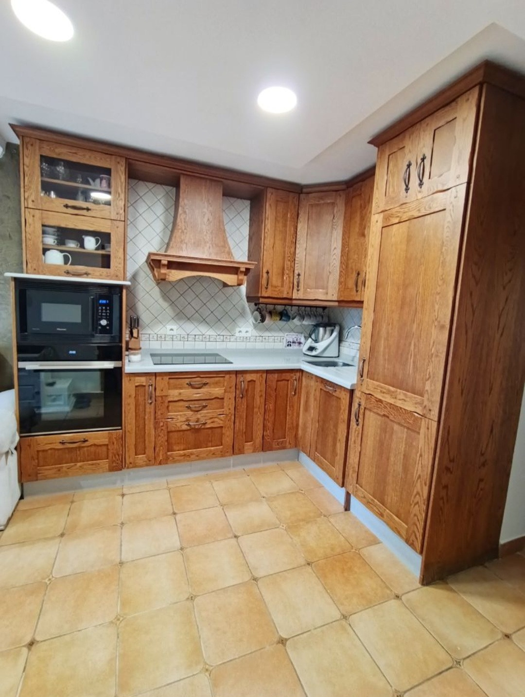 Casa con espectaculares vistas al mar, terraza chill-out y patio privado en El Bajondillo, Torremolinos
