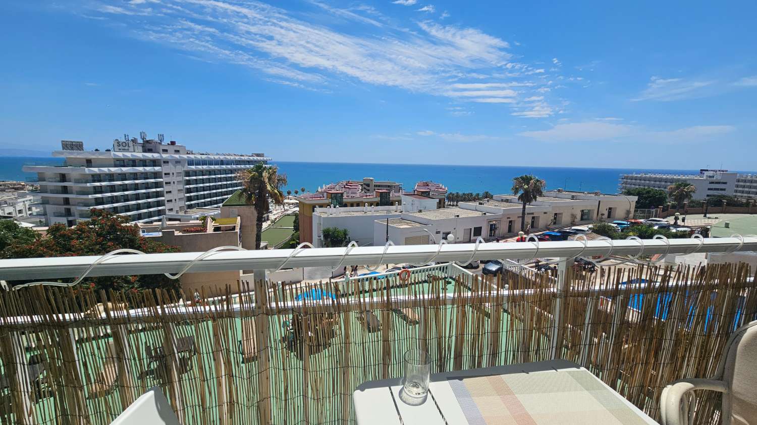 Estudio con impresionantes vistas frontales al mar en Bajondillo, Torremolinos