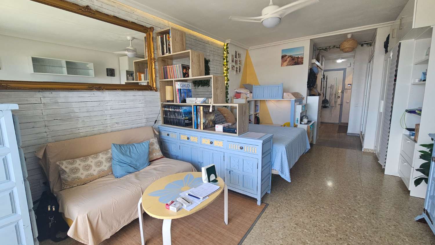 Estudio con impresionantes vistas frontales al mar en Bajondillo, Torremolinos