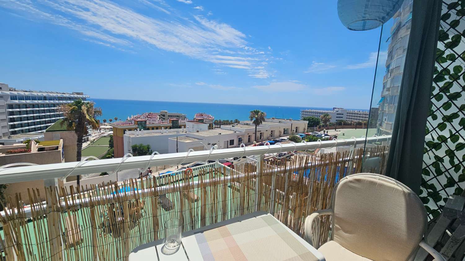 Estudio con impresionantes vistas frontales al mar en Bajondillo, Torremolinos