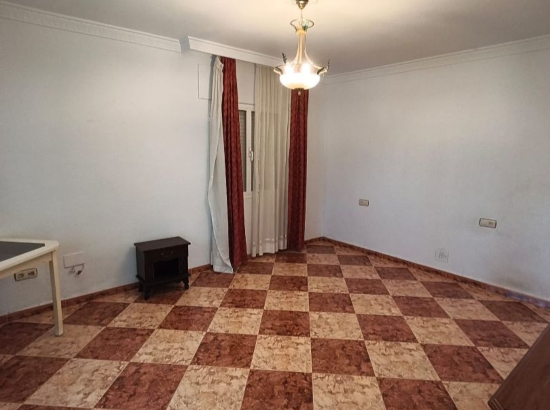 Villa independiente con piscina y gran parcela de 1.882 m² en Alhaurín de la Torre