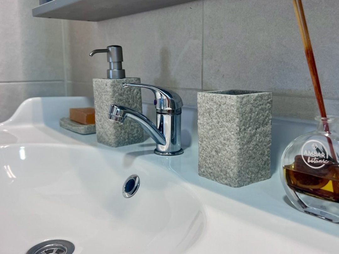 VIVIENDA TOTALMENTE REFORMADA CON LICENCIA TURÍSTICA EN PLENO CORAZÓN DE MIJAS PUEBLO