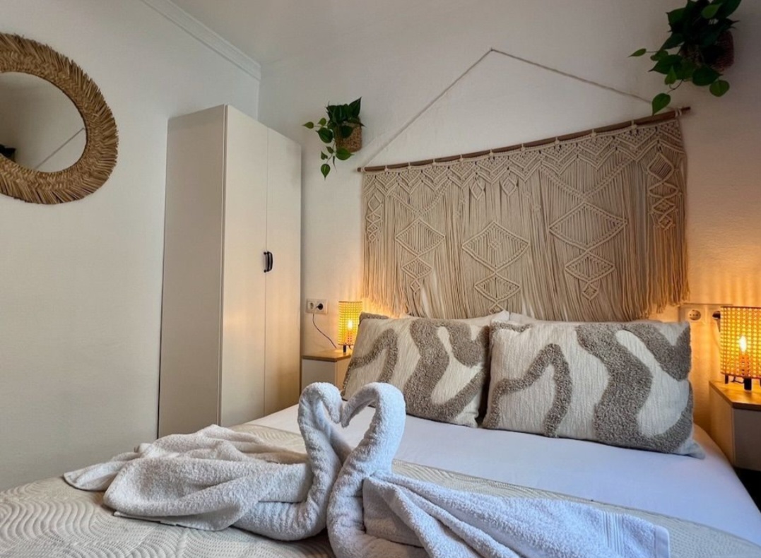 VIVIENDA TOTALMENTE REFORMADA CON LICENCIA TURÍSTICA EN PLENO CORAZÓN DE MIJAS PUEBLO