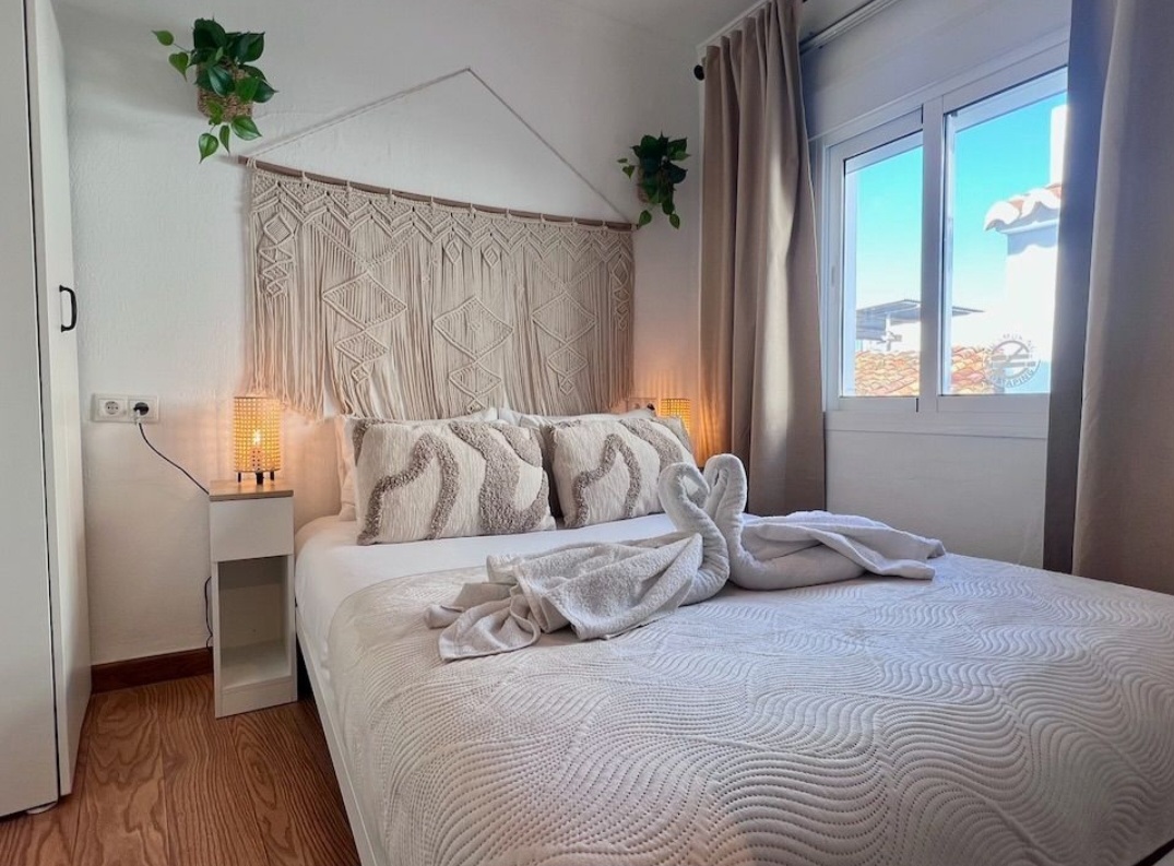 VIVIENDA TOTALMENTE REFORMADA CON LICENCIA TURÍSTICA EN PLENO CORAZÓN DE MIJAS PUEBLO
