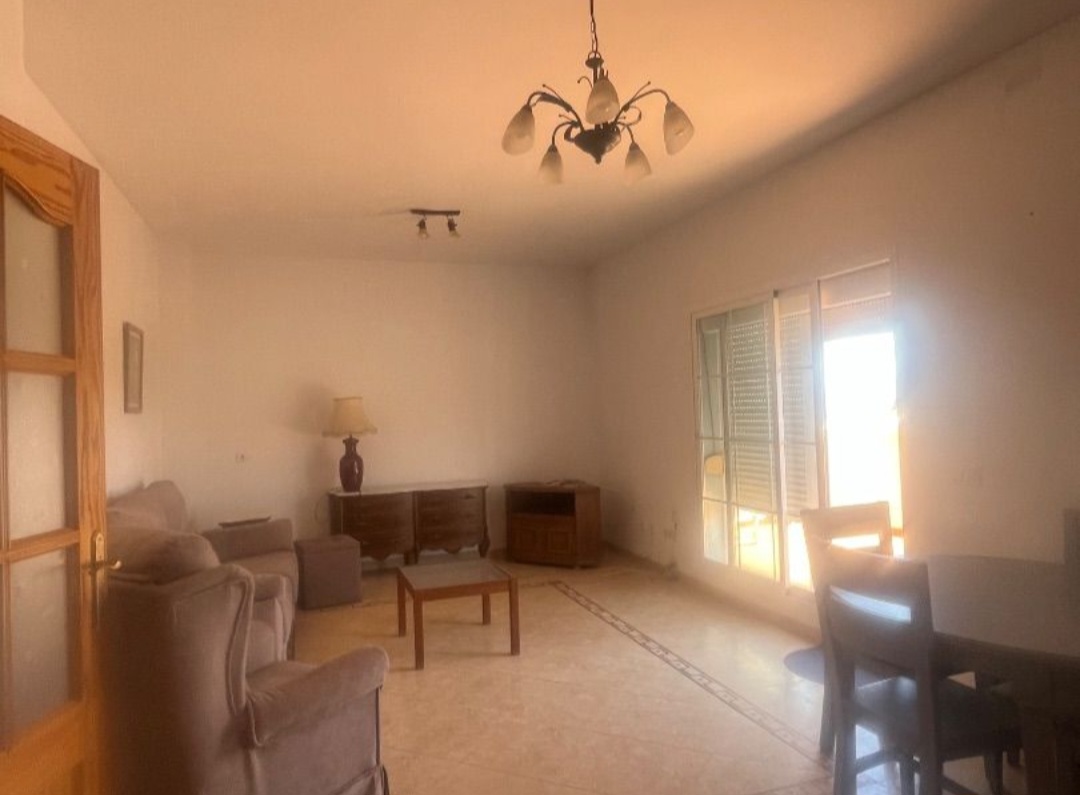 Ático en venta en Coín con amplias terrazas y plaza de garaje