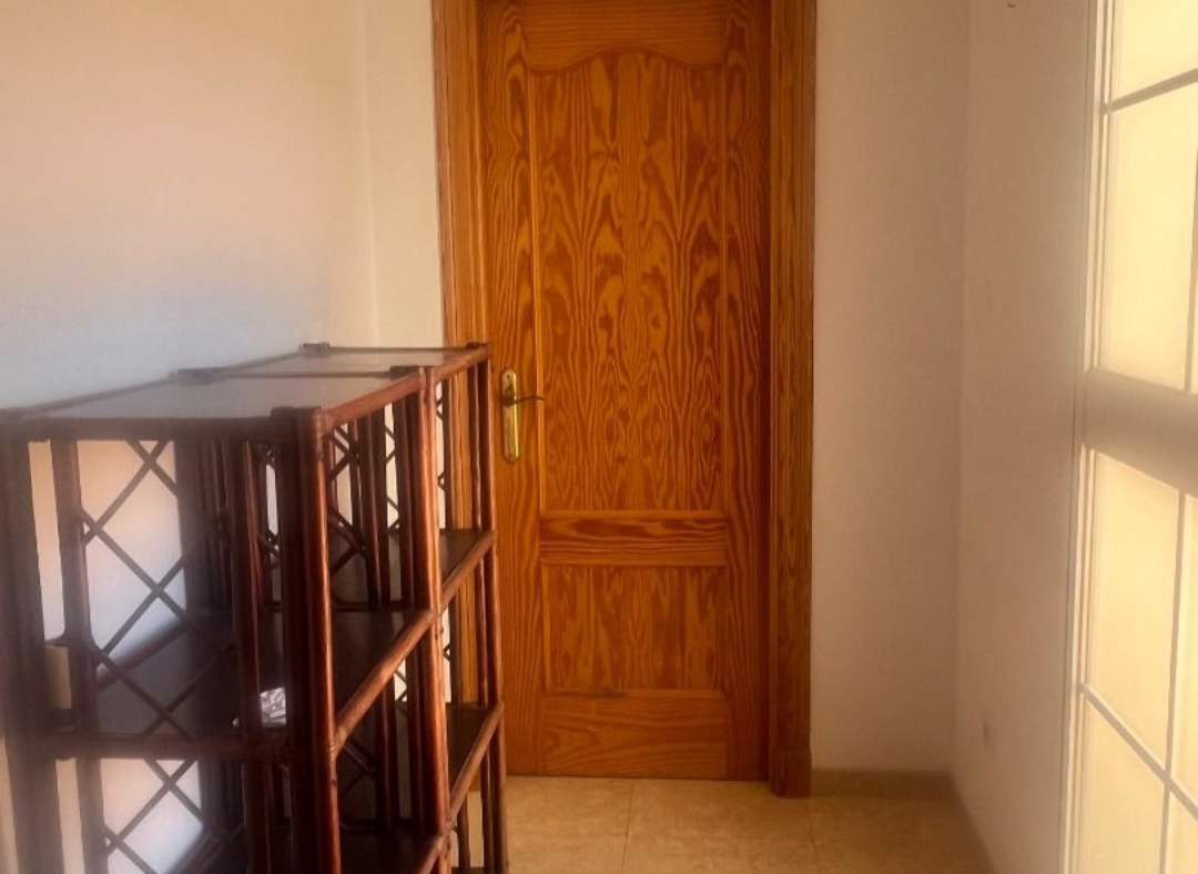 Ático en venta en Coín con amplias terrazas y plaza de garaje