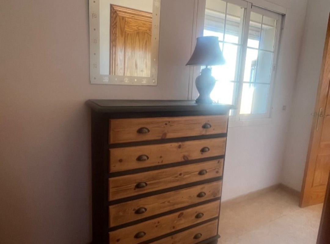 Ático en venta en Coín con amplias terrazas y plaza de garaje