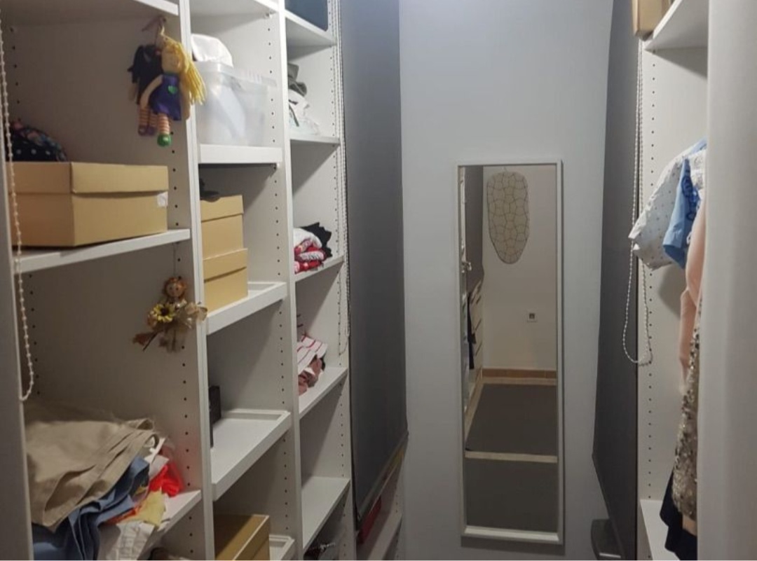 APARTAMENTO REFORMADO DE 2 HABITACIONES A 1 DORMITORIO CON GRAN VESTIDOR