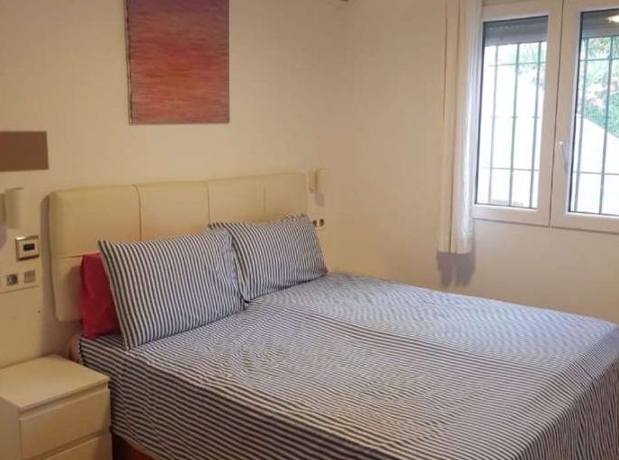 APARTAMENTO REFORMADO DE 2 HABITACIONES A 1 DORMITORIO CON GRAN VESTIDOR