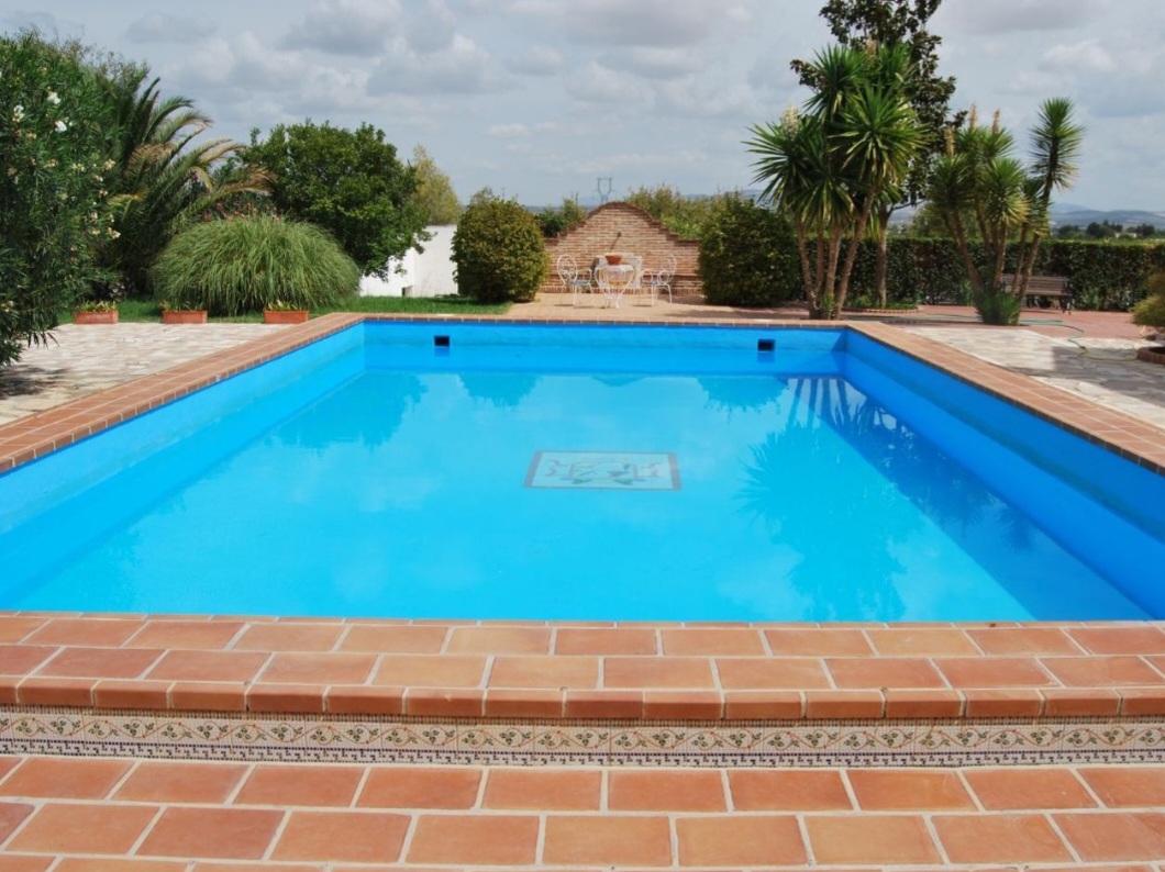 Magnífica finca en el corazón de Andalucía, a solo 2 km de Antequera y a 30 minutos de la Costa del Sol.
