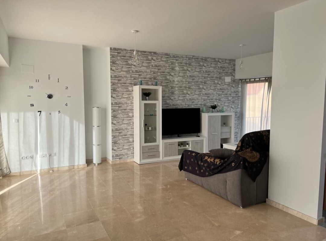 Tu hogar con vistas panorámicas a Málaga! 2 dormitorios con posibilidad de 3 en Alhaurin de la Torre