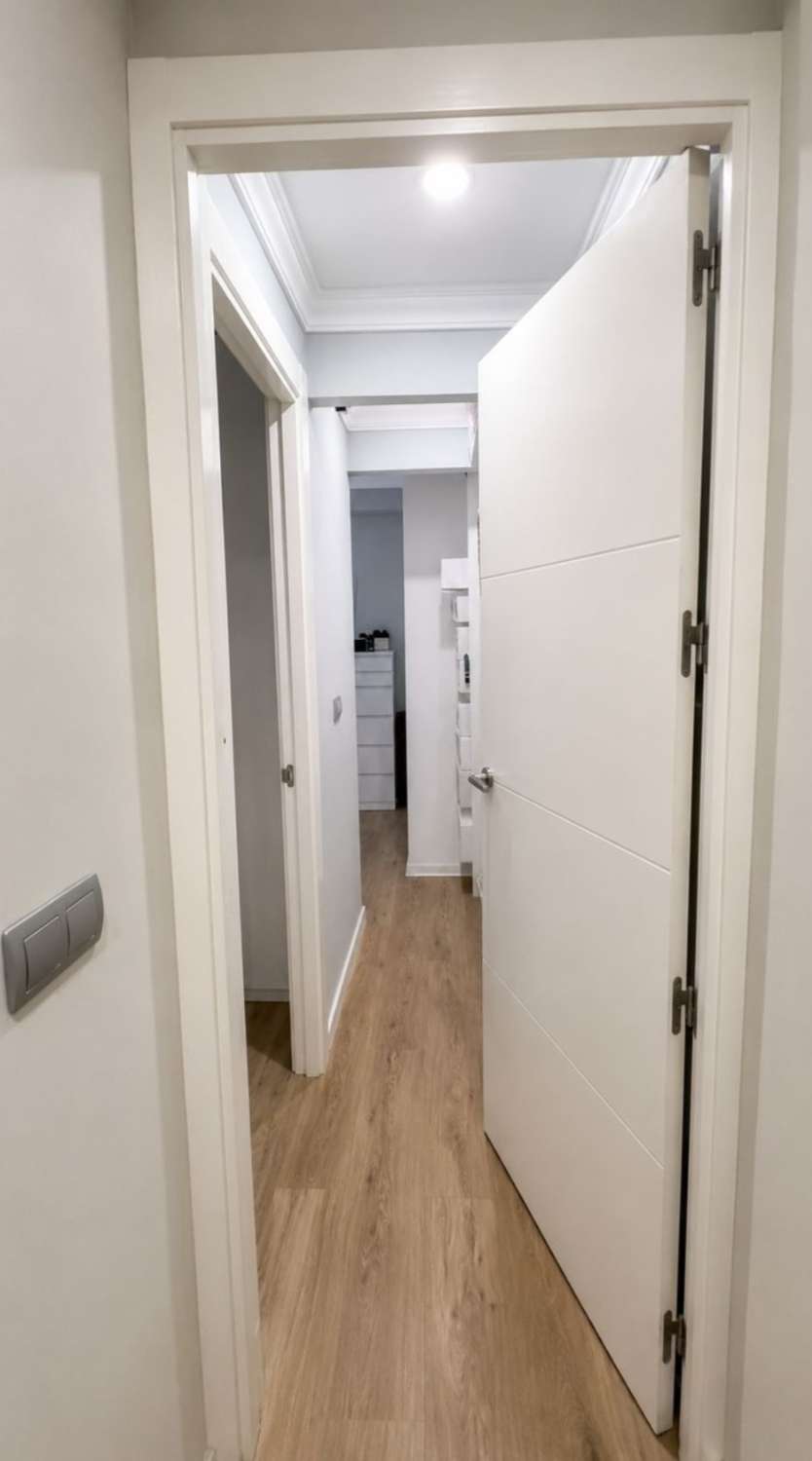 Tu nuevo hogar en el centro de Málaga: reformado, luminoso y con ascensor