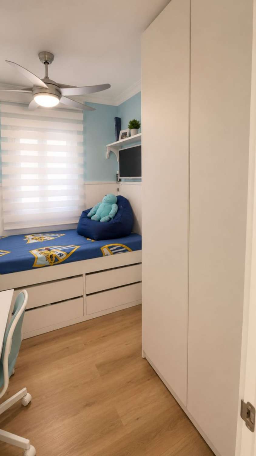 Tu nuevo hogar en el centro de Málaga: reformado, luminoso y con ascensor