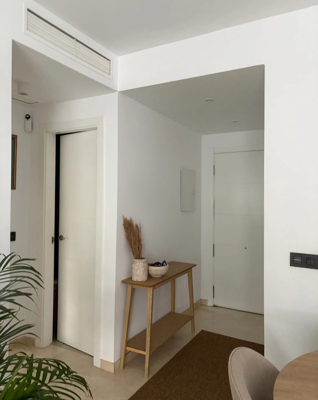 Magnífico piso reformado con gran terraza, 2 plazas de garaje y trastero en La Colina (Torremolinos)