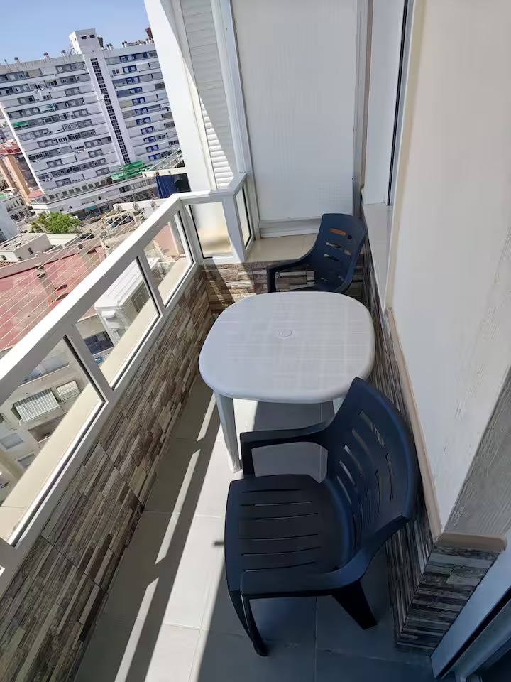 Estudio con vistas al mar en el centro de Torremolinos