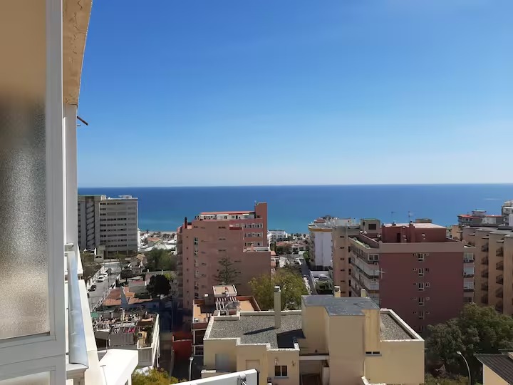 Estudio con vistas al mar en el centro de Torremolinos