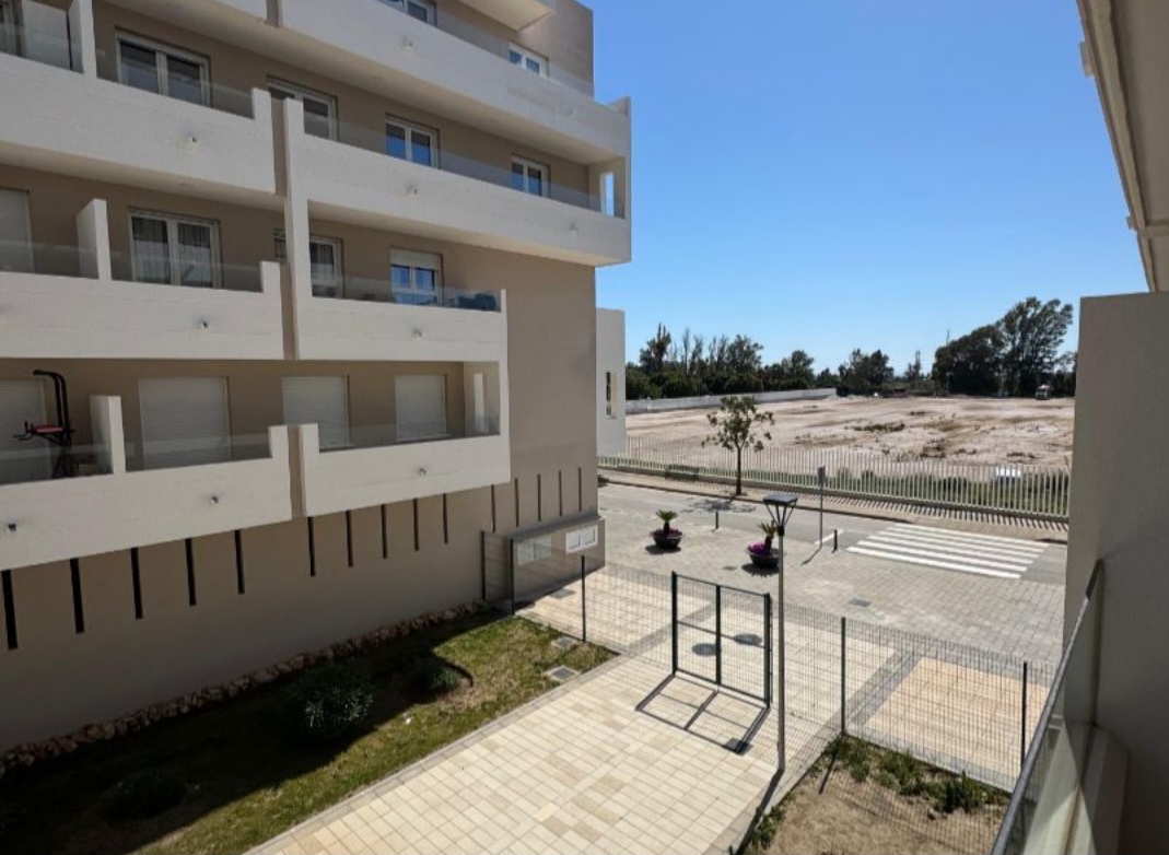 Moderna vivienda de 3 dormitorios a estrenar en Nueva Andalucía