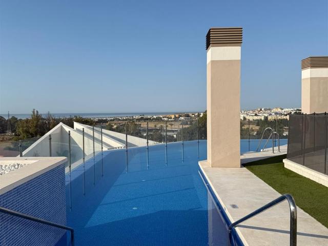 Moderna vivienda de 3 dormitorios a estrenar en Nueva Andalucía
