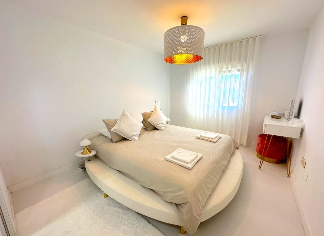 Chalet adosado moderno en venta en Mijas, cerca de Calahonda