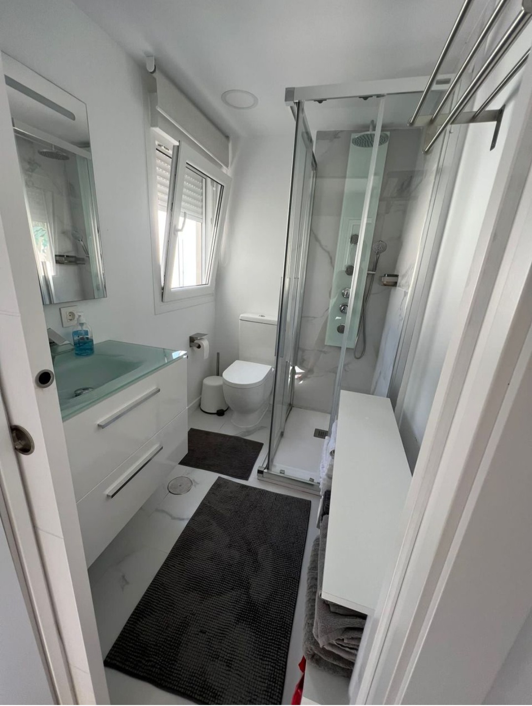 Chalet adosado moderno en venta en Mijas, cerca de Calahonda