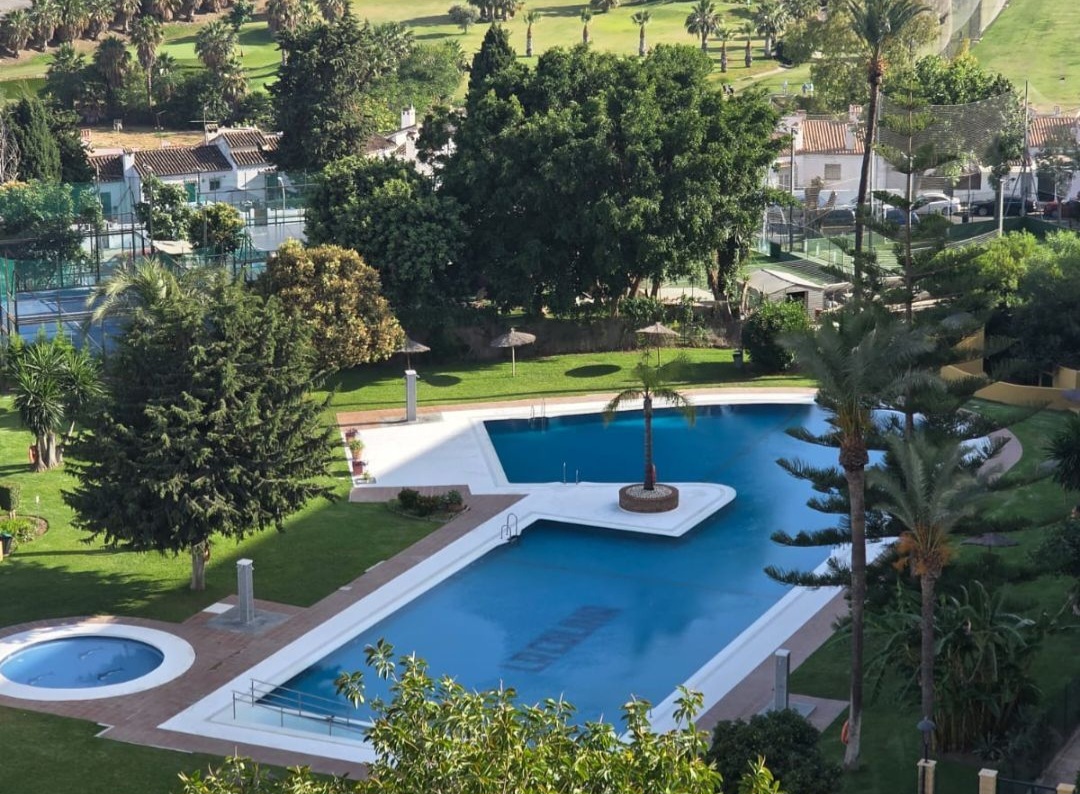 Estudio acogedor con espectaculares vistas al mar, la montaña y la ciudad