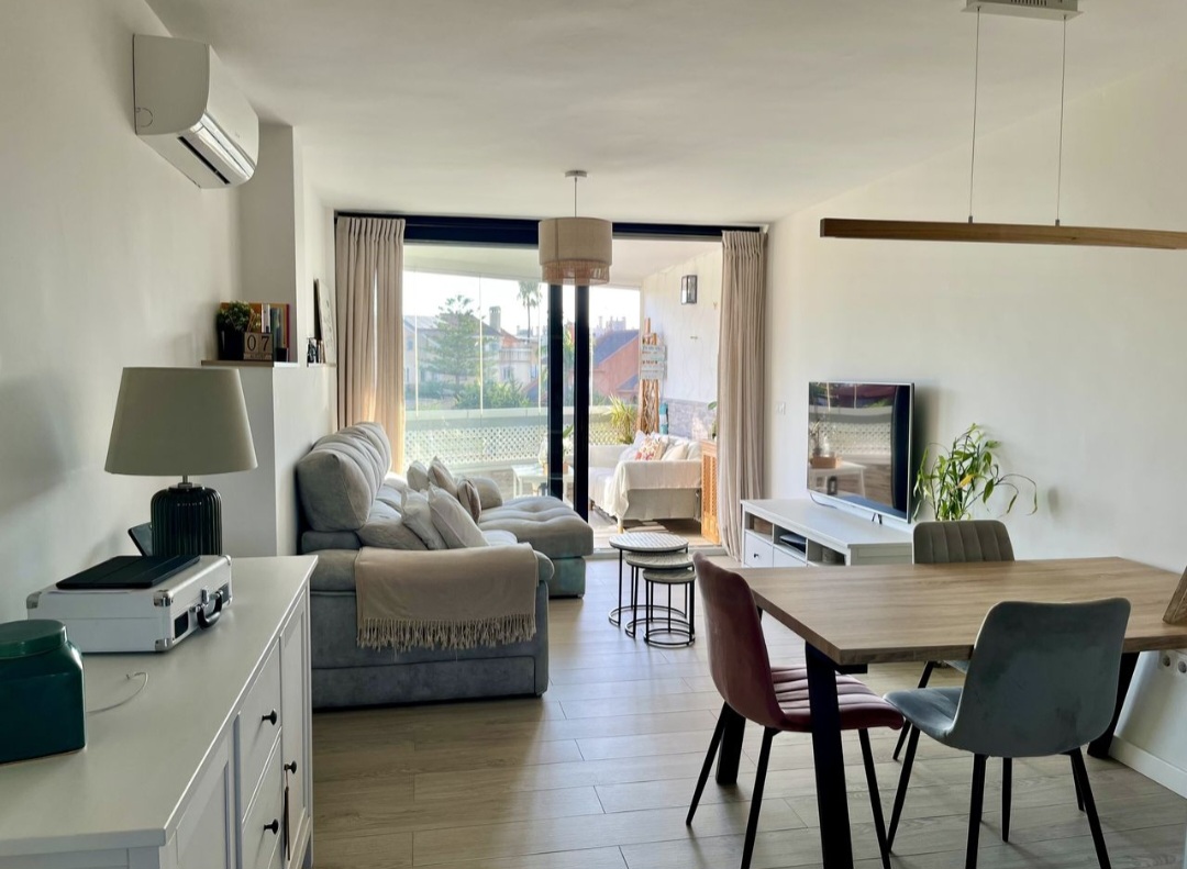 Apartamento de 2 dormitorios en Los Álamos, Torremolinos
