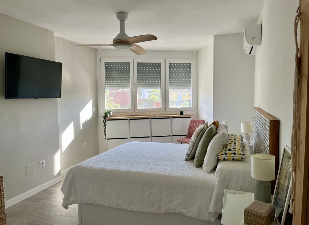 Apartamento de 2 dormitorios en Los Álamos, Torremolinos