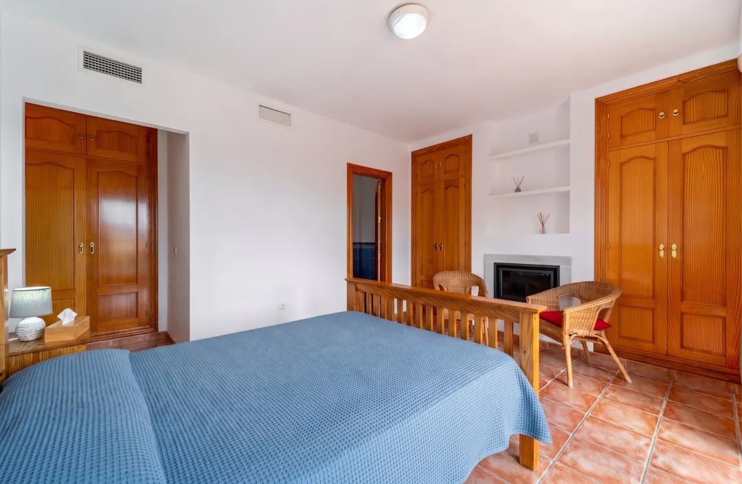 Vivienda con piscina privada y vistas panorámicas al Mediterráneo en Alhaurin de la Torre