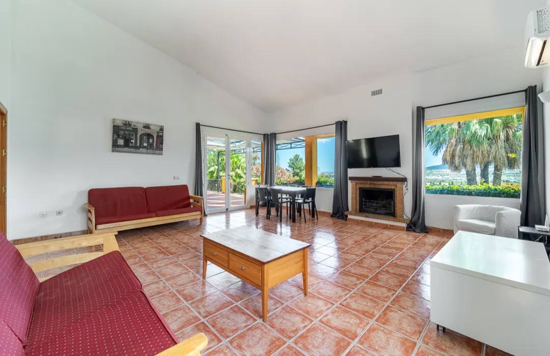 Vivienda con piscina privada y vistas panorámicas al Mediterráneo en Alhaurin de la Torre