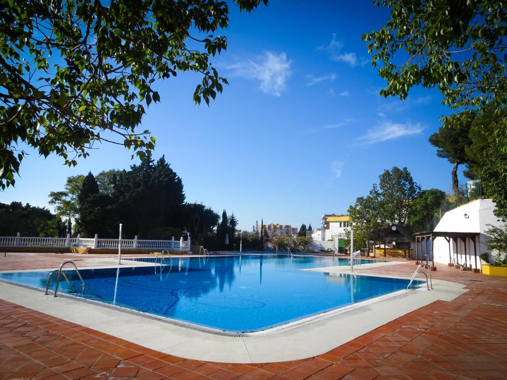 Apartamento reformado con dos terrazas y licencia vacacional en Torremolinos