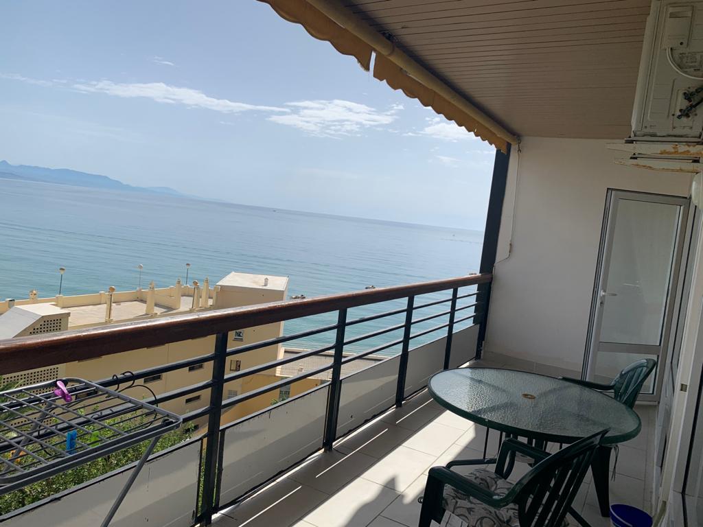 Apartmán s výhledem na moře a přímým přístupem na pláž v Santa Clara
