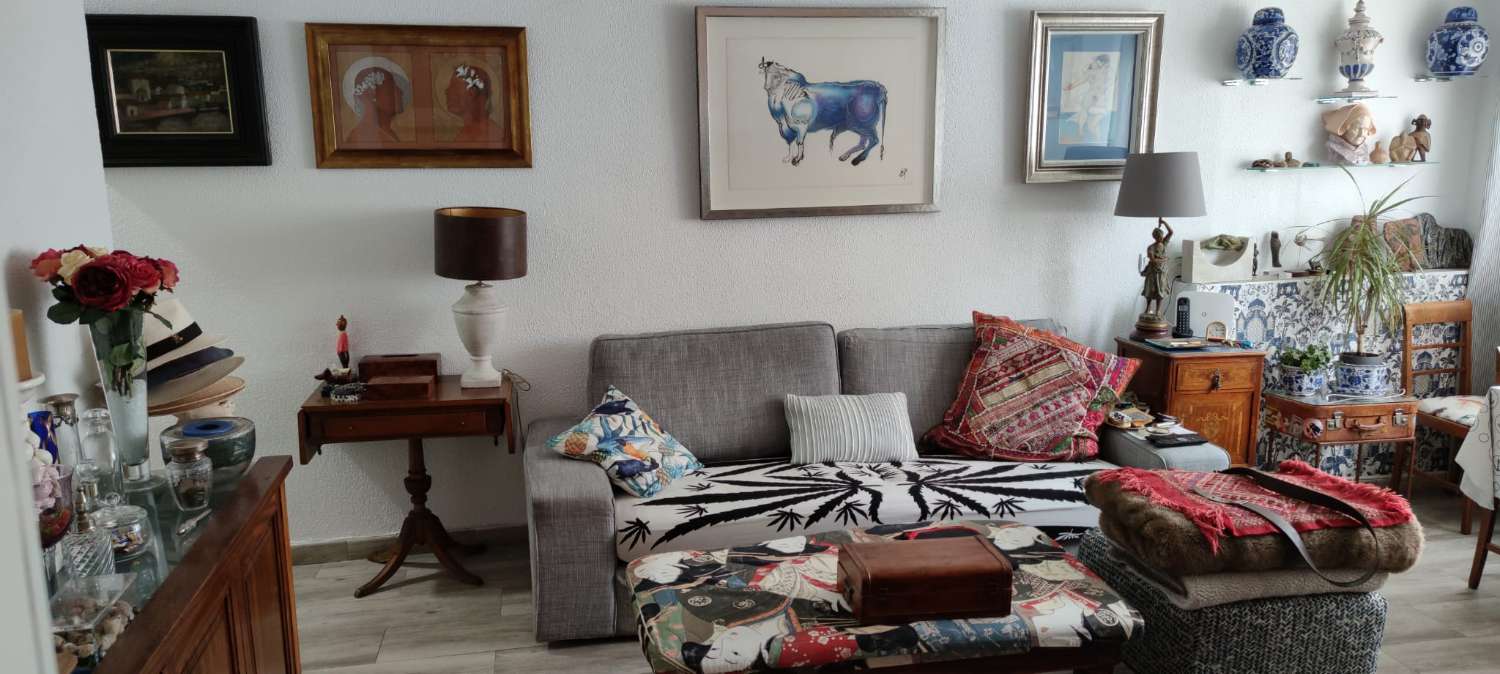 Renovated apartment in the center of Torremolinos